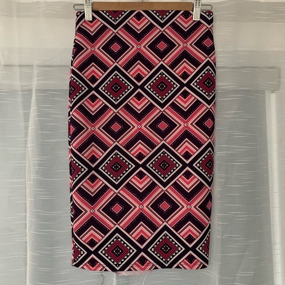 Charlotte Russe midi skirt, black and pink. Very vibrant. Only worn once! - Picture 1 of 2